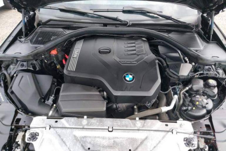 BMW 330 I