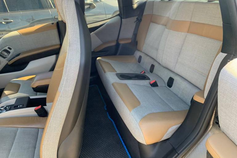 BMW I3