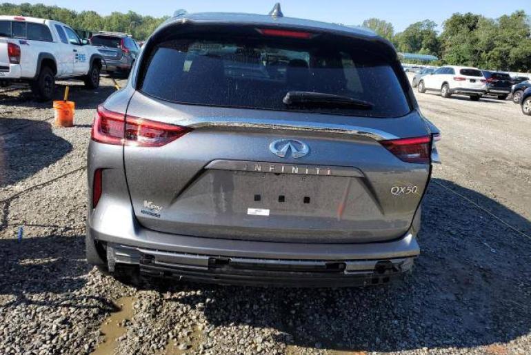 INFINITI QX50 ESSENTIAL