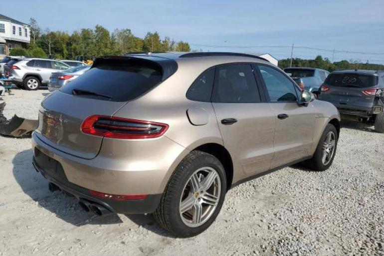 Porsche Macan S