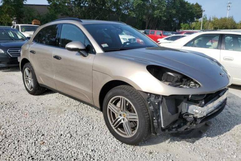 Porsche Macan S