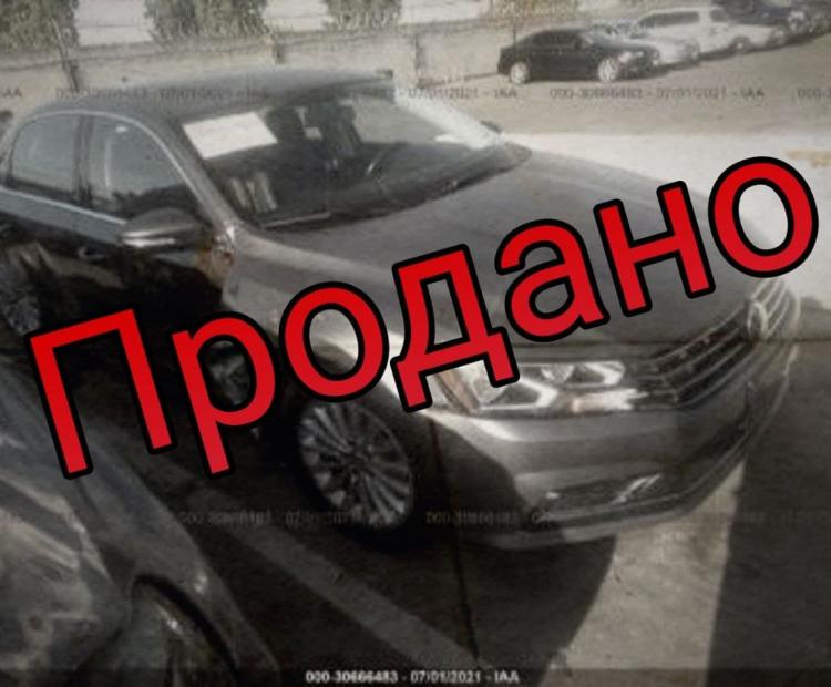 Volkswagen Passat SE