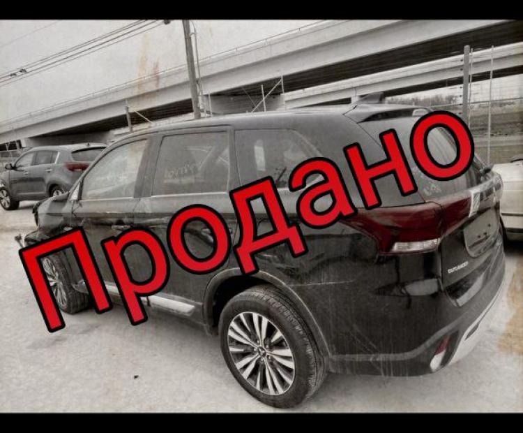 Mitsubishi Outlander SE